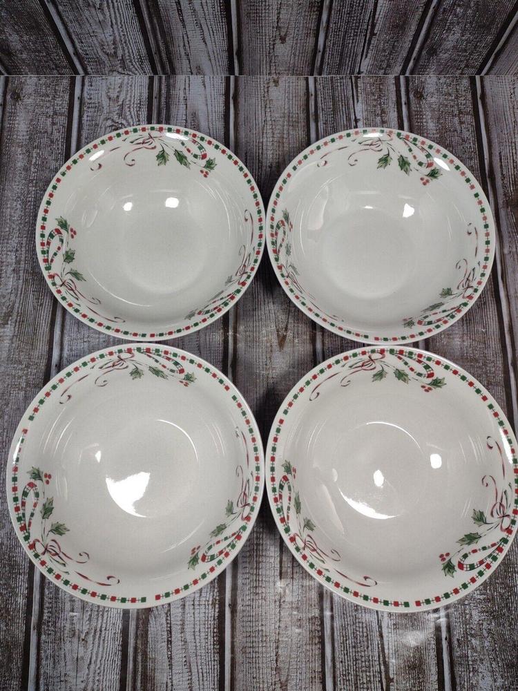 GIBSON FESTIVE TRADITIONS CHRISTMAS CEREAL BOWLS set of 4 size 6 3/8"